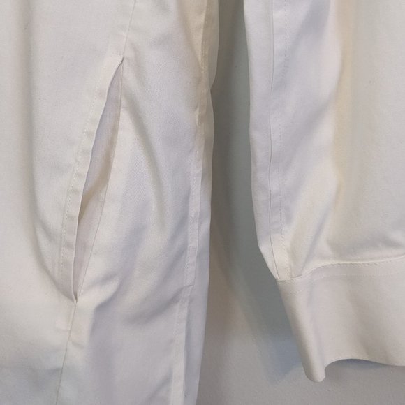 Foxcroft Non-iron Stretch Shirt, Shaped Fit with Pockets, 8 - Picture 2 of 12